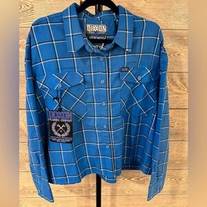 NWT 🎉 Dixxon Flannel Co WOMANS Blue Cropped Button Up